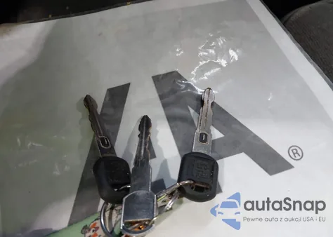 2004 Buick Century from USA, damaged, VIN 2G4WS52JX41207945